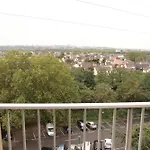 Beau Proche Gare Lägenhet